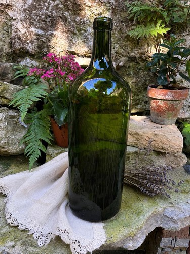 Grande bouteille vin - grande, de