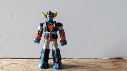Figurine goldorak plastique - figurine,