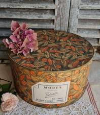 ANCIENNE BOITE A CHAPEAU CARTON DECOR DE FLEURS