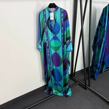 Dress Bold Print Statement