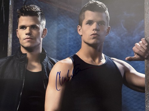 Autographe charlie carver - de,