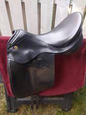 Karl Niedersuss Symphonie 17 W Dressage Saddle, Lightly Used, Well Cared For