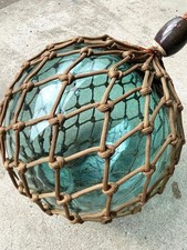 Ancien flotteur de pêche