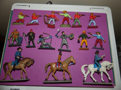 Figurines anciennes starlux - ,