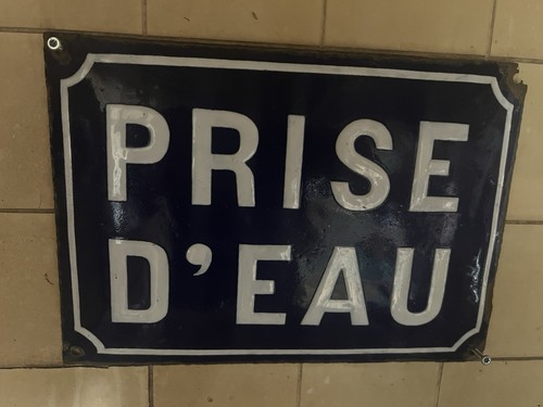 Ancienne plaque émaillée