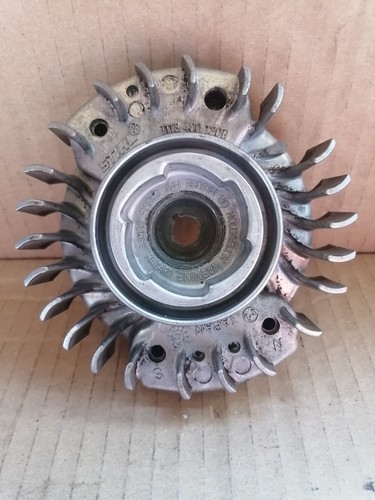 Volant moteur stihl - volant,