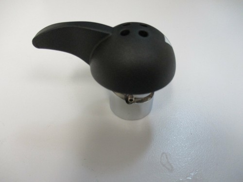 Pressure cooker release valve