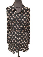 Très Belle Et Authentique