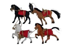 Chevaux Figurines Horses Set Of 4