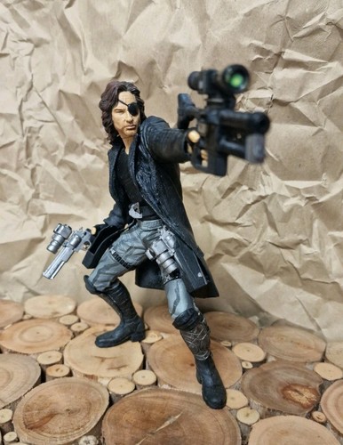 Mcfarlane toys 2000 figurine