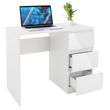 Bureau informatique avec 3