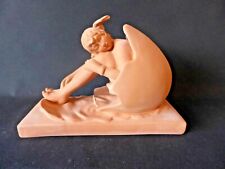 FEMME DANS OEUF STYLE ART DECO