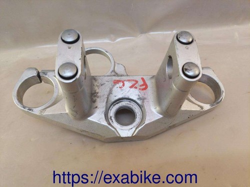 Fourche superieur pour - de,