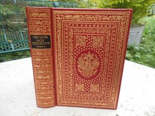 Ancien coffret boîte à secrets cachette blason livre reliure cuir trompe oeil