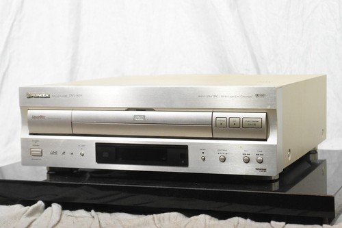 Pioneer laserdisc player - pioneer,
