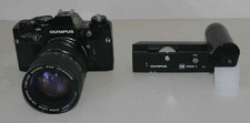 Appareil photographique argentique Olympus OM-10 avec Winder 2
