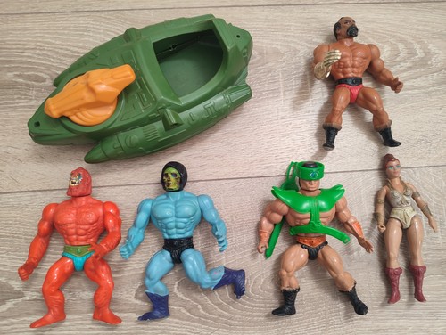 Lot figurines 1 véhicule - lot, et