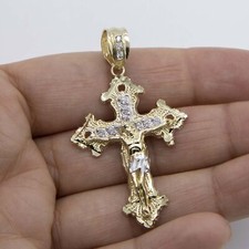 Pendentif Croix Jésus