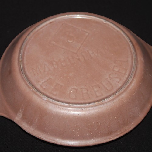 Plat four œuf marron en - à,