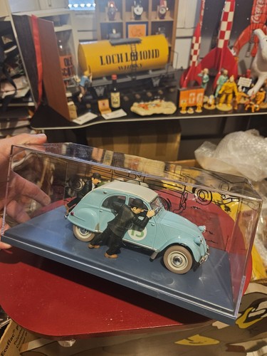 Grande voiture tintin kuifje - voiture,