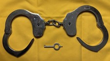 1984 Vintage Alcyon double lock chain link Police Handcuffs key made in Spain