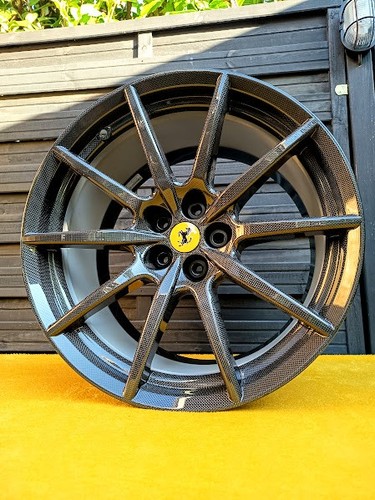 Jante wheel carbone arriére - carbone,