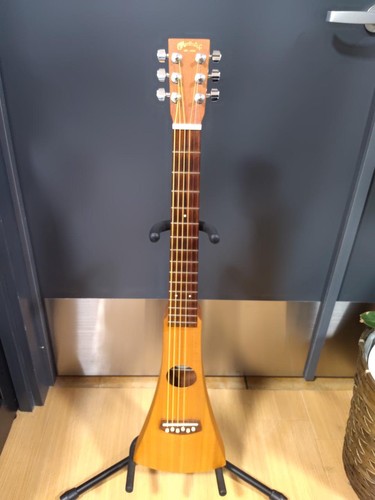 Martin guitare de - de, voyage