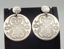 Boucles d'oreilles pendantes