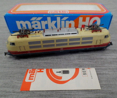 Locomotive train miniature - locomotive,