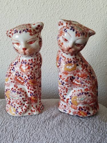 Imari paire chats assis en - chats,