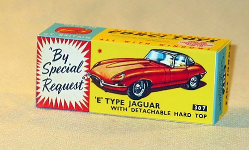 Corgi toys 307 - toys,