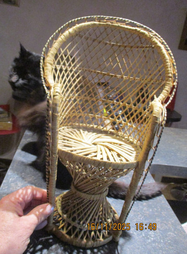 Grand ancien fauteuil - ,