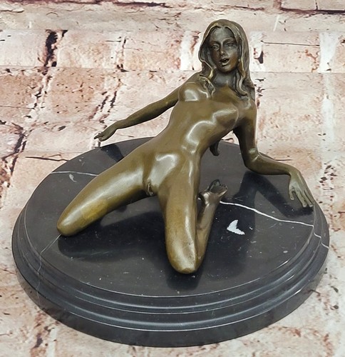 Bronze nudes woman girl model - girl,