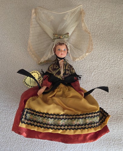 Poupee collection ancienne - de,