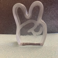 IKEA 2018 Collection limitée " PEACE " Sculpture par James Jarvis