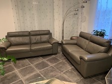 canapés cuir 3 et 2 places