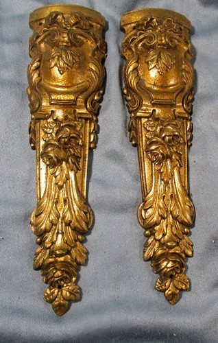 Anciens ornements meuble - 2, de