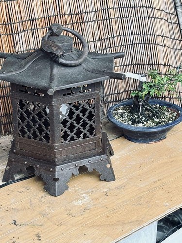 Ancienne lanterne japonaise