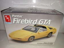 MAQUETTE AMT/ERTL 6158 - 1/25