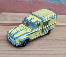 MAJORETTE CIREON ACADIANE