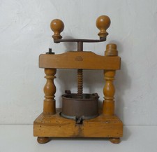 ancien pressoir à fruits en