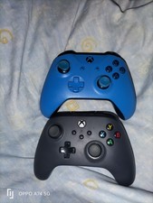 Microsoft  Manette sans Fil pour Xbox One et Câble pour Windows - Noir...