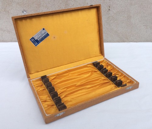 Menagere pieces couteaux - -,