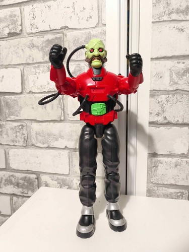 Figurine jouet dr x - /,