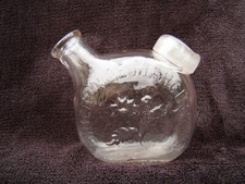 ancien biberon de bébé Marguerite breveté SGDG Biberon gourde en verre moulé 