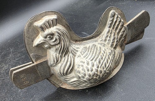 Ancien moule à - 🐔,