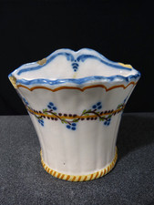 Bouquetière ancienne