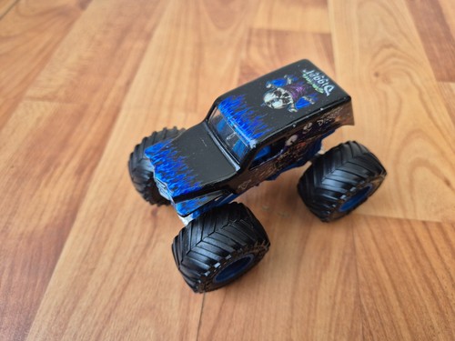 Hot wheels monster - hot,
