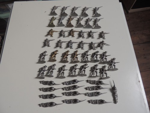 Jouet lot soldats - ,