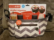 New Skip Hop Grab And Go Stroller Organizer Gray & Tan Chevron Wristlet 